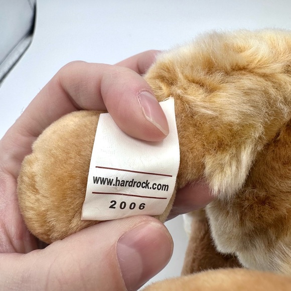 HTB Hard Rock Cafe Herrington Teddy Bear Foxwoods FOX Secret Bear Plush 2006 - Picture 7 of 12